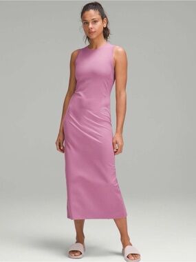 Sleeveless Pink Midi Dress all aligned